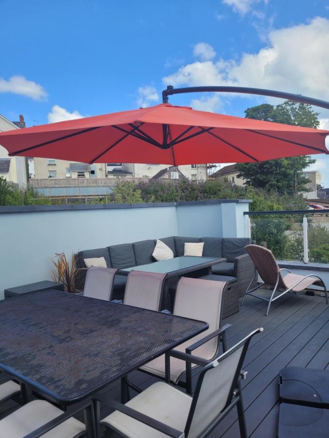 Central Modern Townhouse In Saundersfoot 빌라 외부 사진