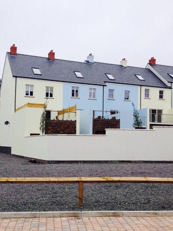 Central Modern Townhouse In Saundersfoot 빌라 외부 사진
