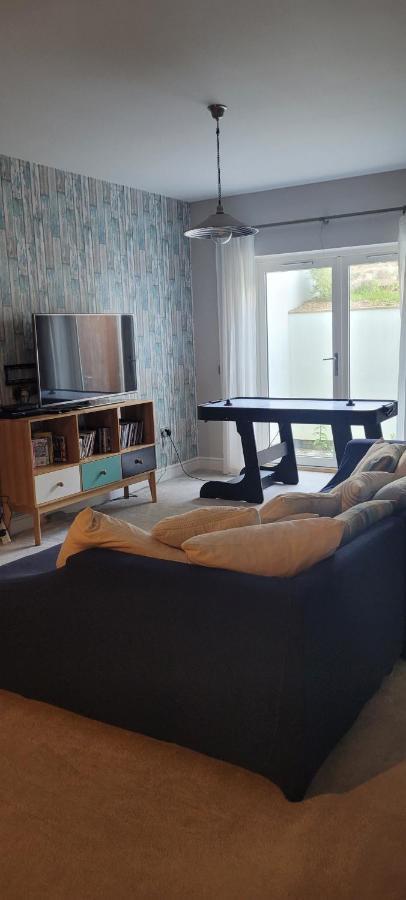 Central Modern Townhouse In Saundersfoot 빌라 외부 사진